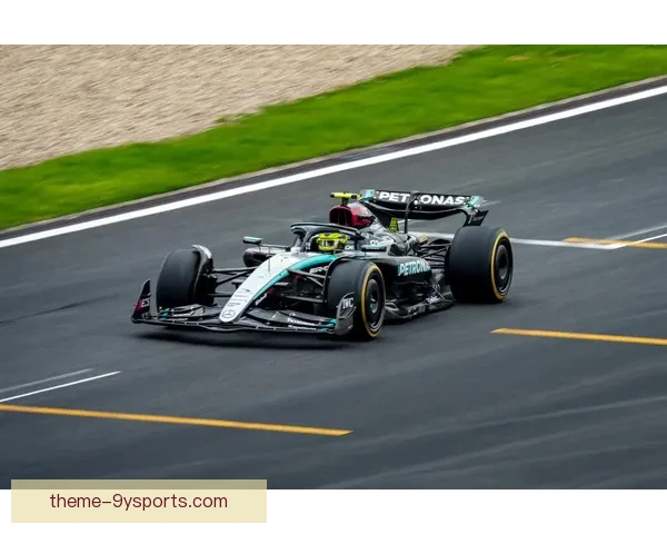 F1新赛季战况揭晓红牛车队续写辉煌梅赛德斯与法拉利力求突破