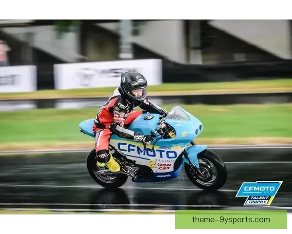 摩托车赛季迎新挑战 摩托GP车手技术对决激烈升级